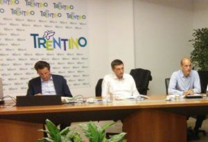 Tavolo azzurro